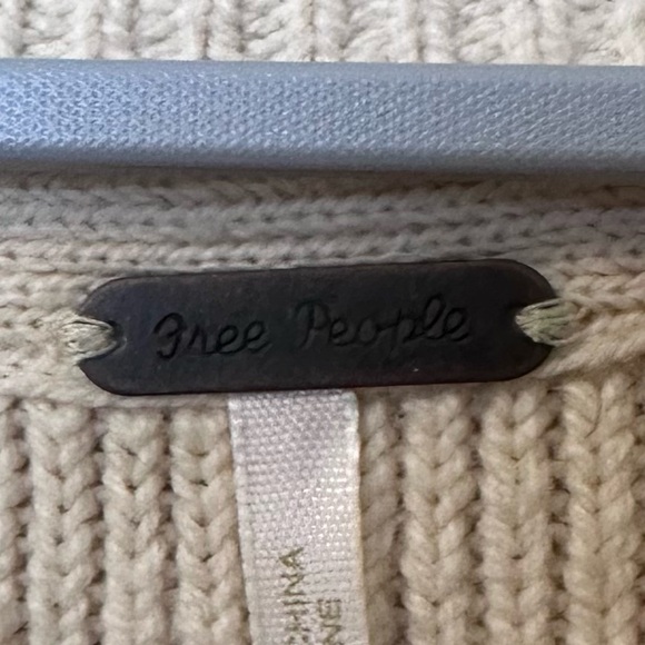 Free People Oversized Cream Tunic Sweater - Medium - Picture 3 of 12